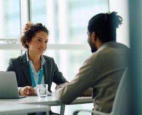 Como identificar mentiras no recrutamento: currículo vs. realidade
