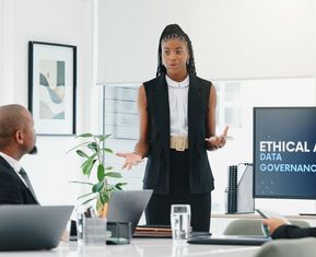 Trilhas de desenvolvimento: como estruturar planos de crescimento na empresa