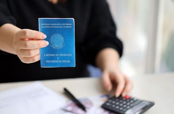 O que a carteira assinada garante para o trabalhador?