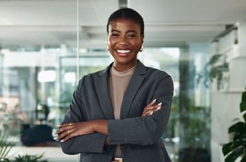 Mulheres no Centro: o papel dos benefícios na jornada profissional feminina